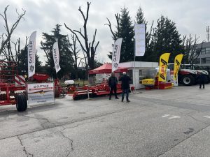 Изпълнителният директор на NVIDIA празнува Лунната Нова година със служители в Пекин, Шенжен и Шанхай · TechNode