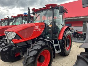 Юнан въвежда мерки за напредък в кампуса на футбола и икономиката на събитията