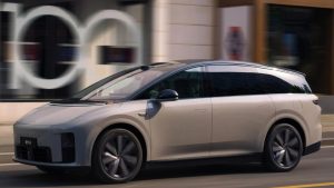 Li Auto стартира шестместен електрически SUV при превантивна стачка срещу Tesla в Китай