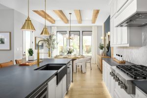 Японски военен кораб признава, че е получил предварително известие от китайски самолетоносач