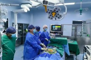 Нова технология за хирургия на гръбначния стълб привлича експерти