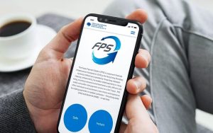 Хонконг налага използването на местна валута, за да предпази Азия от глобалната несигурност