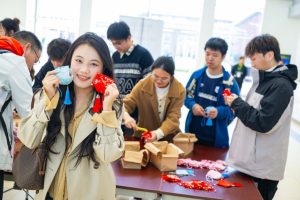 Университетът на Макао отбелязва 45-та годишнина