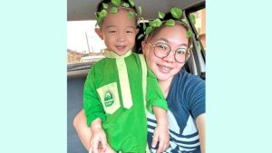 Китайско момче в ислямска детска градина в Малайзия печели сърцата и разпалва дебат