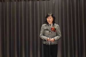 600 шофьори от Гуандун влизат в Хонконг, докато хиляди кандидатстват за нова схема