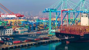 Външната търговия на Китай нараства с 18,3% през първите два месеца